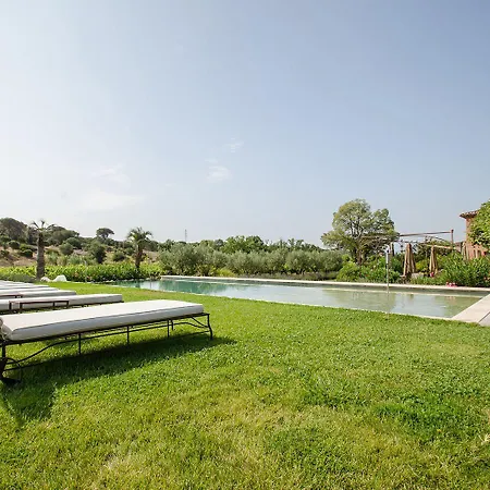 Отель La Bastide Du Clos Des Roses - Teritoria Фрежюс